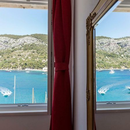 Apartment Riva 5 コミジャ エクステリア 写真