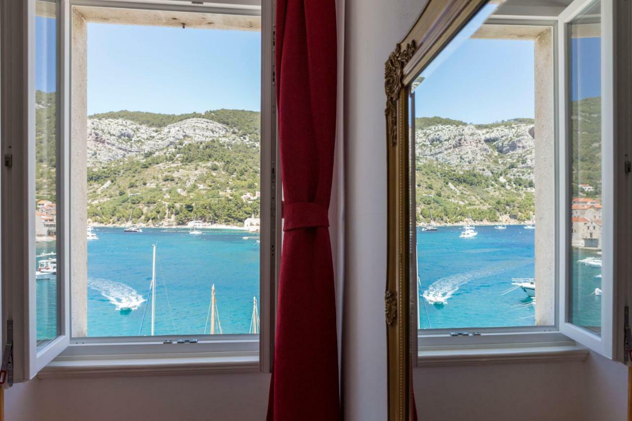 Apartment Riva 5 コミジャ エクステリア 写真